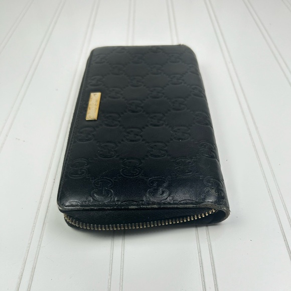 Gucci Black Guccissima Zip Around Wallet - Picture 6 of 14